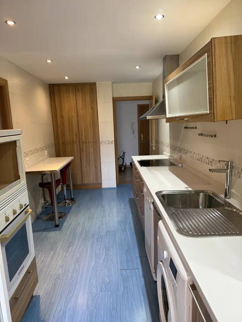 Flat for sale in Calle Emilio Cardenal Hernández, 132, Mejostilla Kitchen of Flat for sale in Cáceres with Air Conditioner, Heating and Parquet flooring