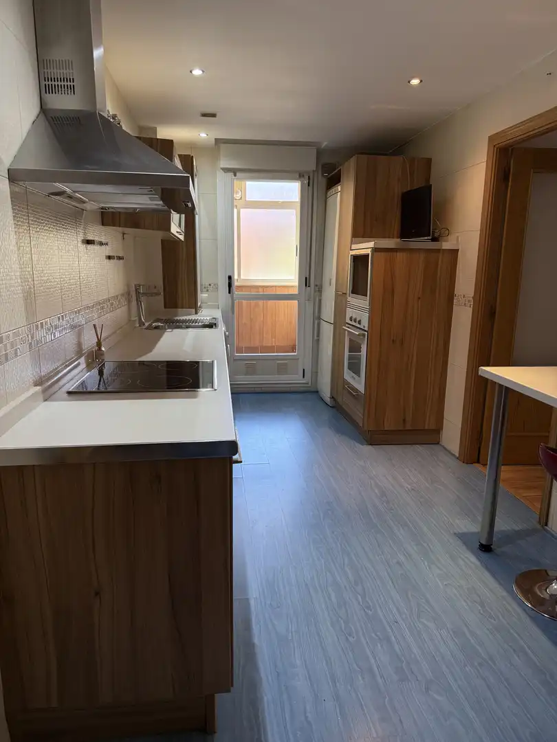 Flat for sale in Calle Emilio Cardenal Hernández, 132, Mejostilla Kitchen of Flat for sale in Cáceres with Air Conditioner, Heating and Parquet flooring