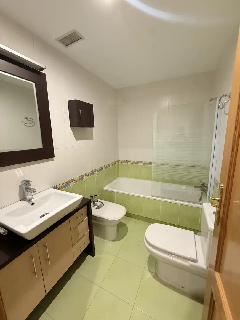 Flat for sale in Calle Perlora, 2, Villaquilambre Bathroom of Flat for sale in Villaquilambre with Terrace
