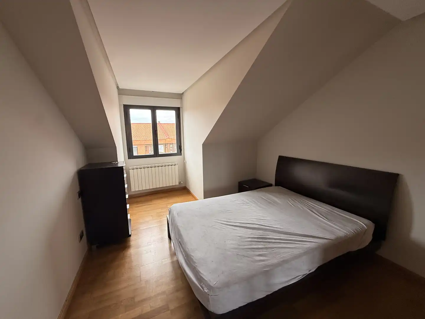Flat for sale in Calle Perlora, 2, Villaquilambre Bedroom of Flat for sale in Villaquilambre with Terrace
