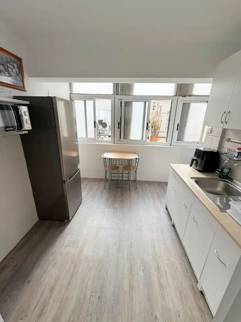 Flat for rent in Carrer de Sant Vicent Màrtir, 346, La Creu Coberta