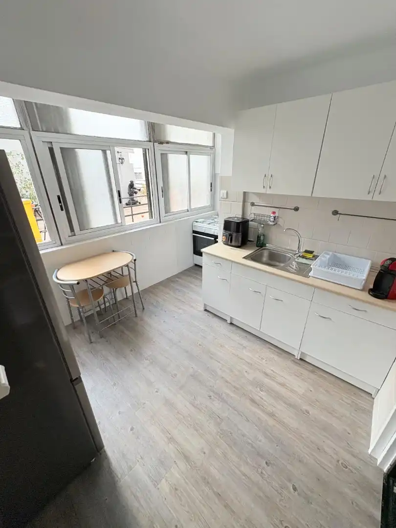Flat for rent in Carrer de Sant Vicent Màrtir, 346, La Creu Coberta