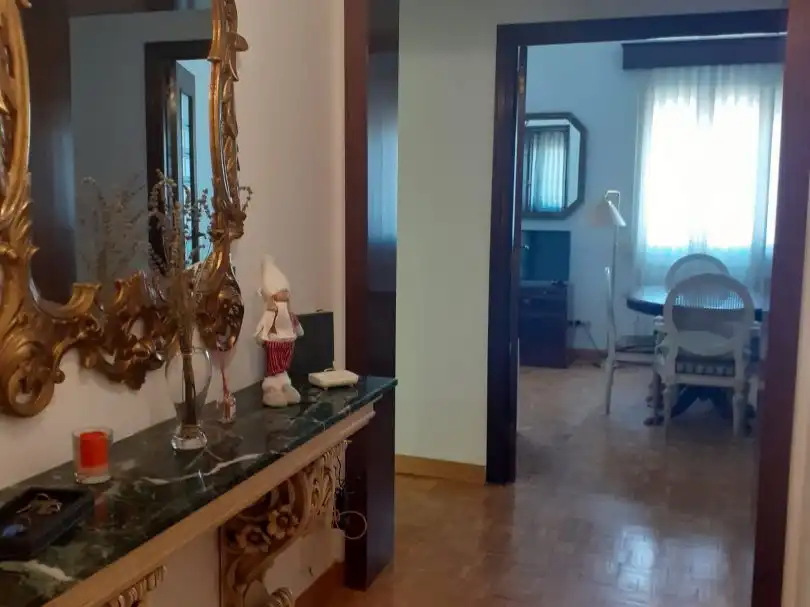 Room in Calle del Doctor Esquerdo, 43, Fuente del Berro Flat for share in Madrid with Heating, Parquet flooring and Furnished