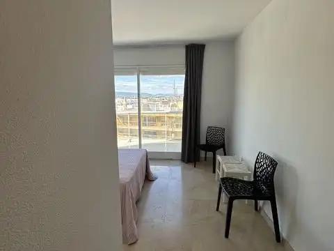 Wohnung zum Verkauf in Carrer de Terol, 2, Mar i Camp - Platja dels Capellans Schlafzimmer von Wohnung zum Verkauf in Salou mit Klimaanlage, Terrasse und Schwimmbad