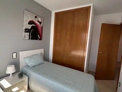 Wohnung zum Verkauf in Carrer de Terol, 2, Mar i Camp - Platja dels Capellans Schlafzimmer von Wohnung zum Verkauf in Salou mit Klimaanlage, Terrasse und Schwimmbad