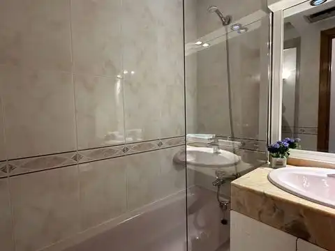 Wohnung zum Verkauf in Carrer de Terol, 2, Mar i Camp - Platja dels Capellans Badezimmer von Wohnung zum Verkauf in Salou mit Klimaanlage, Terrasse und Schwimmbad