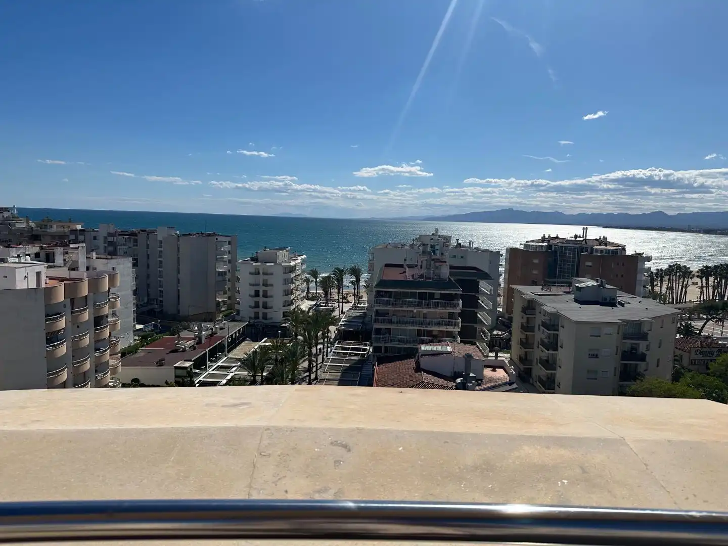 Wohnung zum Verkauf in Carrer de Terol, 2, Mar i Camp - Platja dels Capellans Außenansicht von Wohnung zum Verkauf in Salou mit Klimaanlage, Terrasse und Schwimmbad