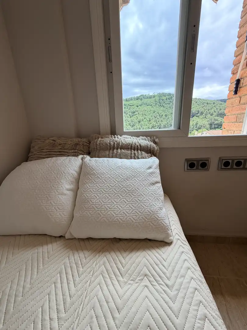 Pis en venda a Carrer Joan XXIII, 35, La Palma de Cervelló Dormitori de Pis en venda en La Palma de Cervelló amb Aire condicionat, Terrassa i Balcó