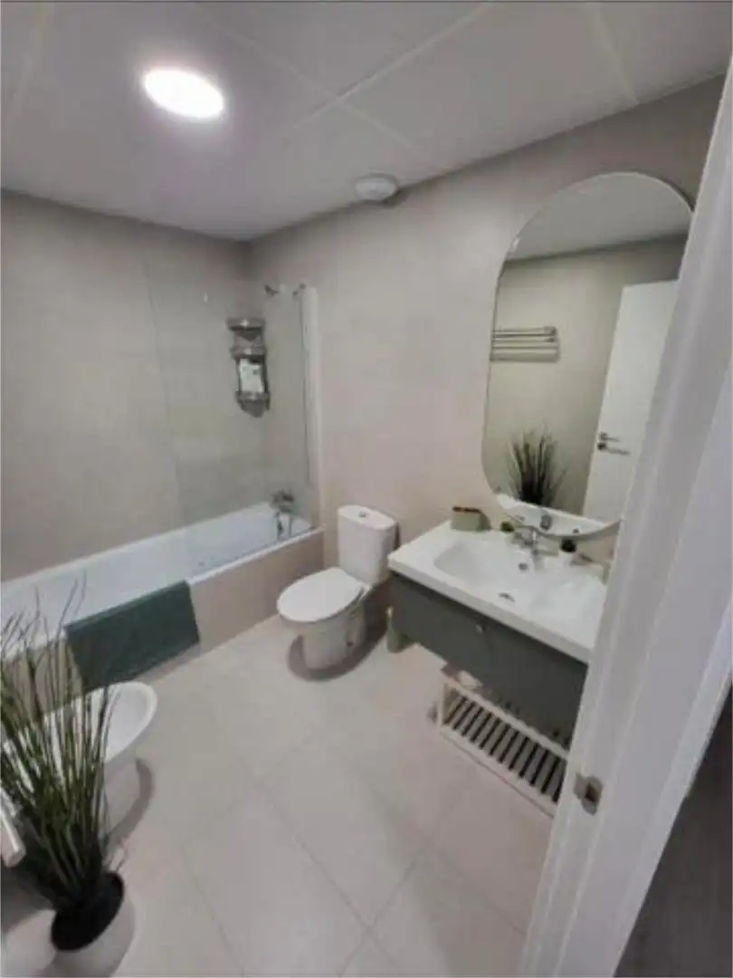 Flat for rent in Picadueñas Bathroom of Flat for rent in Jerez de la Frontera with Heating, Storage room and Furnished