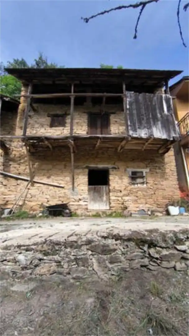 Houses for sale in Vega de Valcarce Exterior view of Houses for sale in Vega de Valcarce