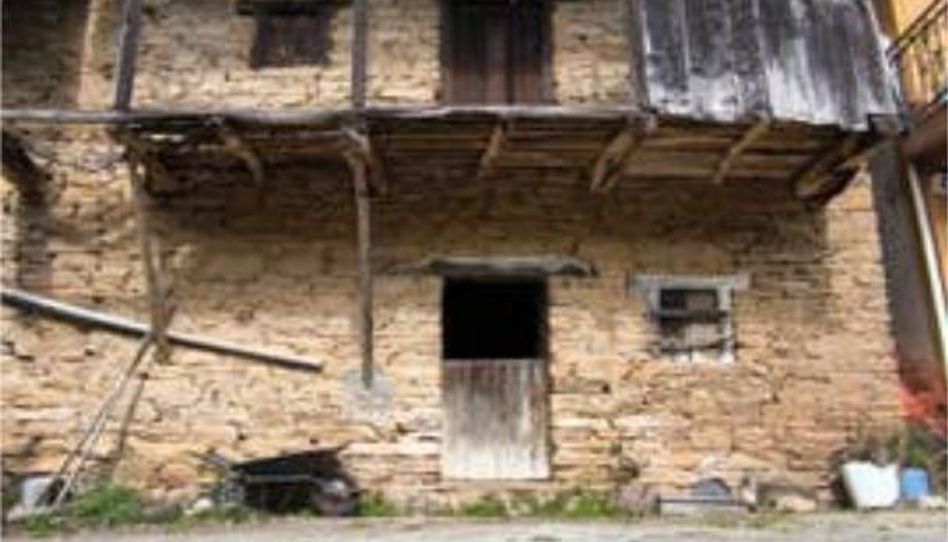 Casa o xalet en venda a Vega de Valcarce, León - imatge 1 Foto 1 de Casa o xalet en venda a Vega de Valcarce, León