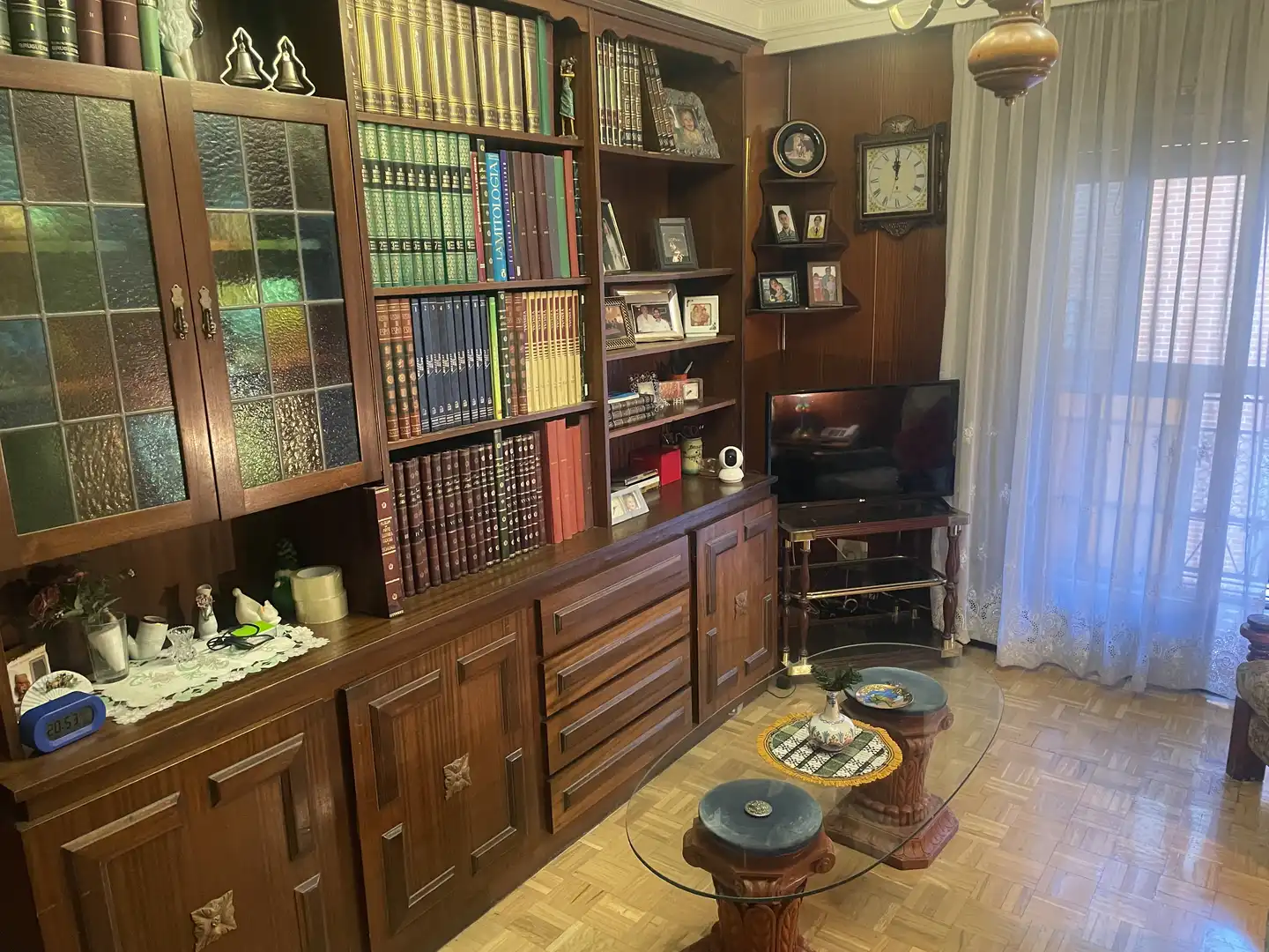 Flat for sale in Calle de Tenerife, 13, Bellas Vistas Living room of Flat for sale in Madrid Capital with Terrace and Balcony