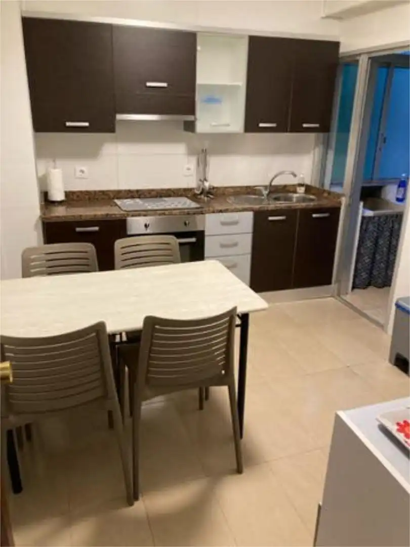 Flat for rent in Camelias - Pi y Margall