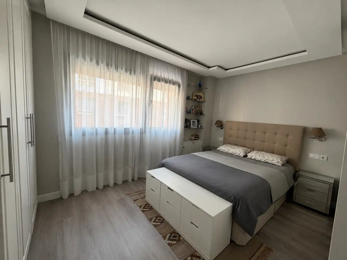 Flat for rent in Calle de Lope de Rueda, Ibiza de Madrid Bedroom of Flat for rent in Madrid with Air Conditioner, Heating and Private garden