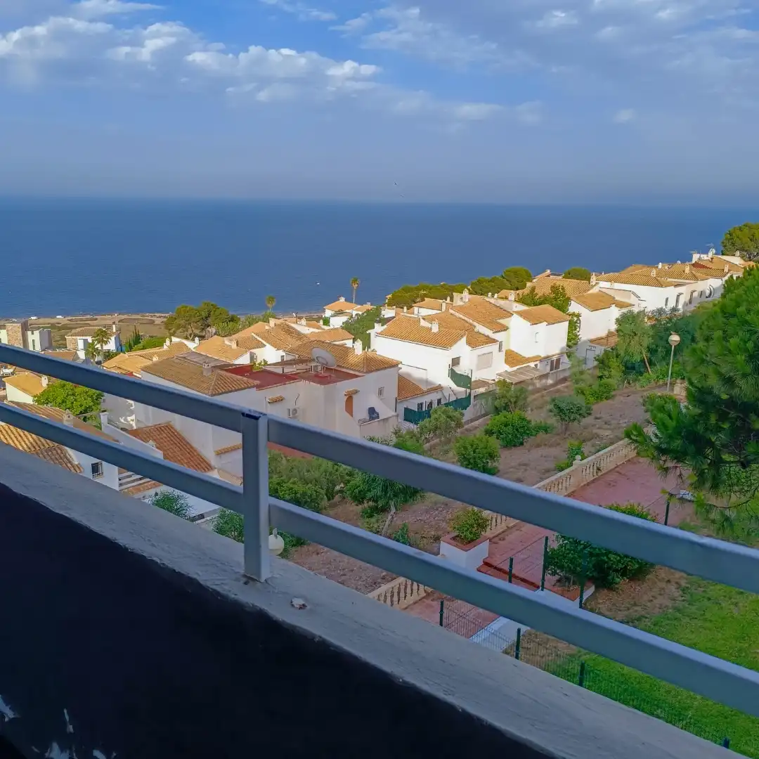 Dúplex de alquiler en Avenida de Finlandia, 5, Puerto Marino Vista exterior de Dúplex de alquiler en Santa Pola con Terraza, Amueblado y Horno