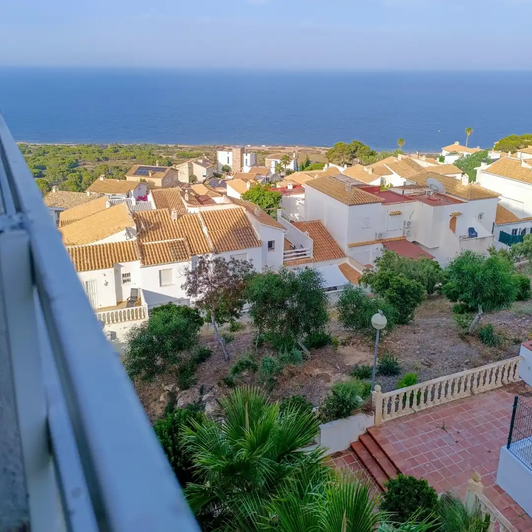 Dúplex de alquiler en Avenida de Finlandia, 5, Puerto Marino Vista exterior de Dúplex de alquiler en Santa Pola con Terraza, Amueblado y Horno