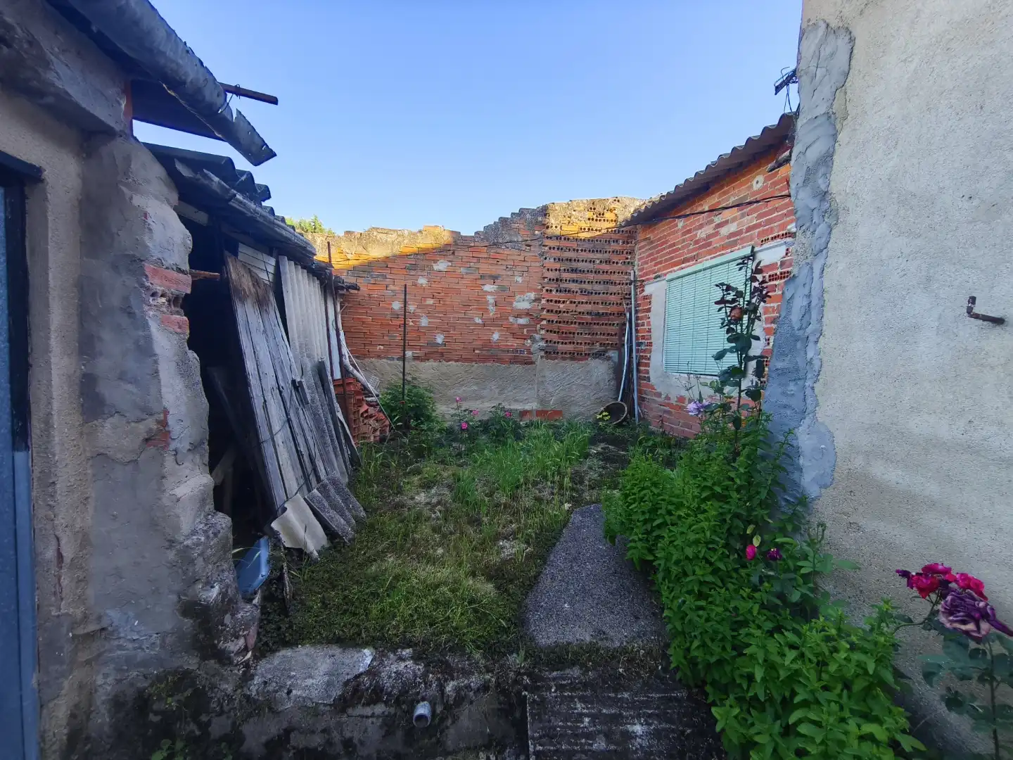 Casa adosada en venda a Calle Cayō Zapata, 9, Gema Casa adosada en venda en Gema amb Calefacció, Jardí privat i Forn