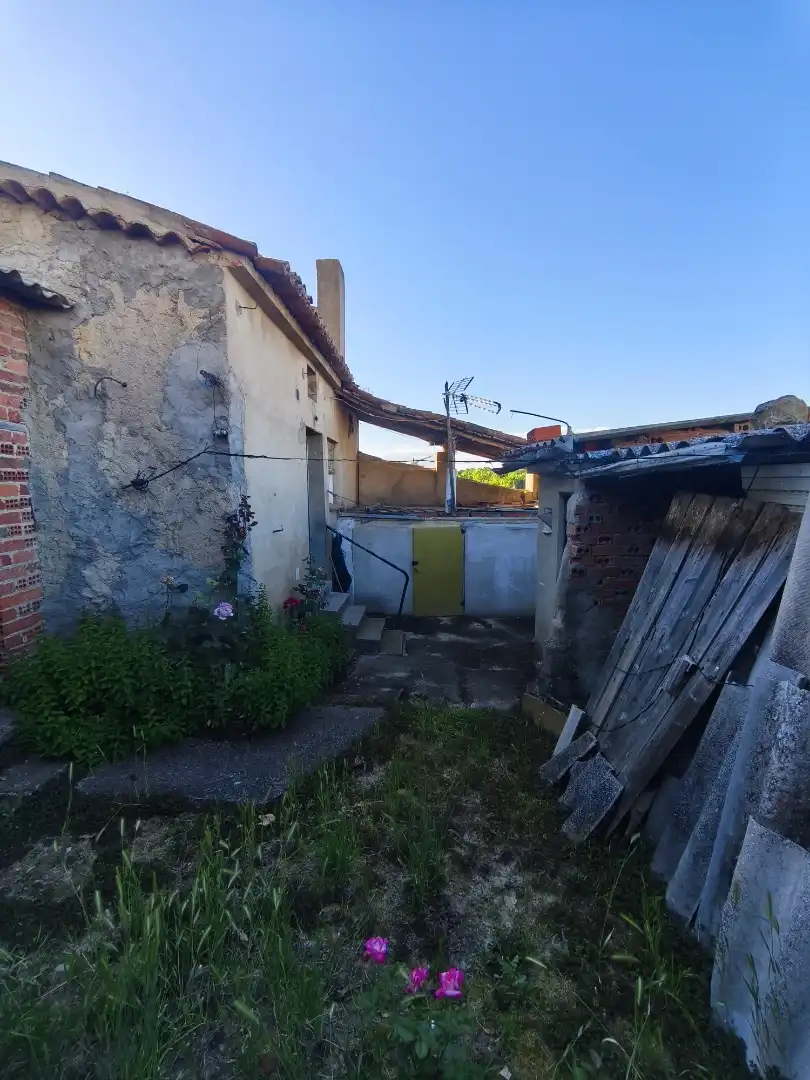 Casa adosada en venda a Calle Cayō Zapata, 9, Gema Casa adosada en venda en Gema amb Calefacció, Jardí privat i Forn