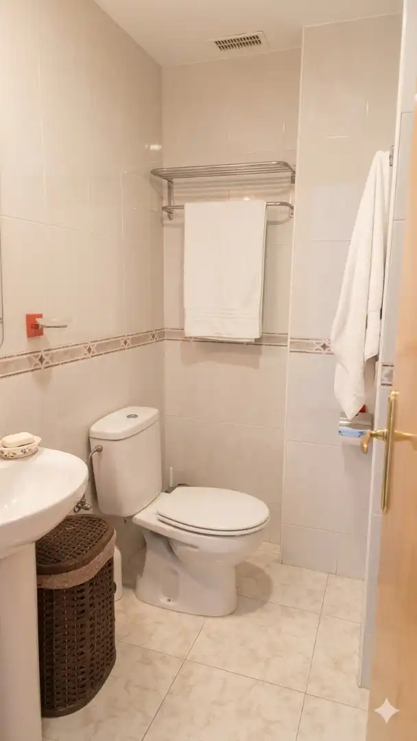 Casa adosada en venta en Carrer de Tritó, 11, L'Albir Baño de Casa adosada en venta en L'Alfàs del Pi con Aire acondicionado, Terraza y Balcón