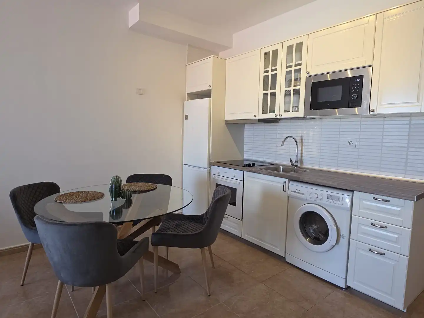Piso de alquiler en Calle Iglesia, 33, Corralejo Cocina de Piso de alquiler en La Oliva con Terraza, Amueblado y Horno
