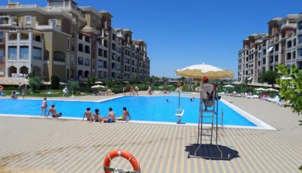Swimming pool of Flat for rent in Ayamonte  with Air Conditioner, Heating and Private garden