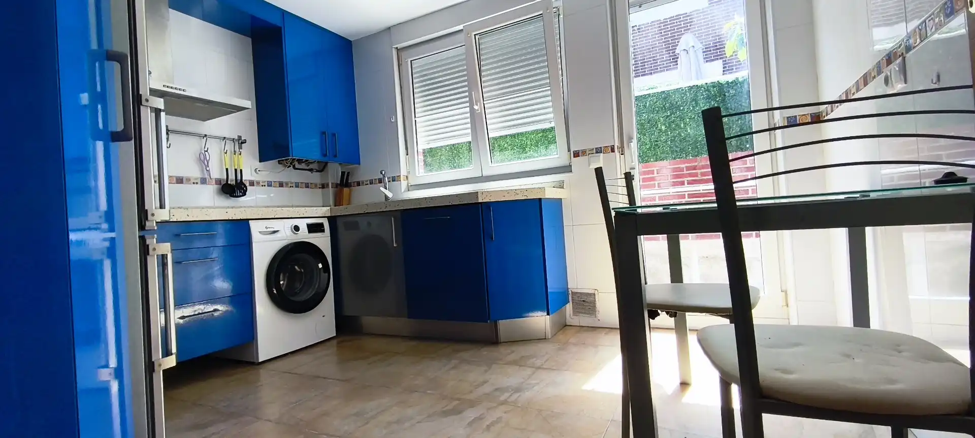 Einfamilien-Reihenhaus zum Verkauf in Barrio las Fuentes, 6, Piélagos Küche von Einfamilien-Reihenhaus zum Verkauf in Piélagos