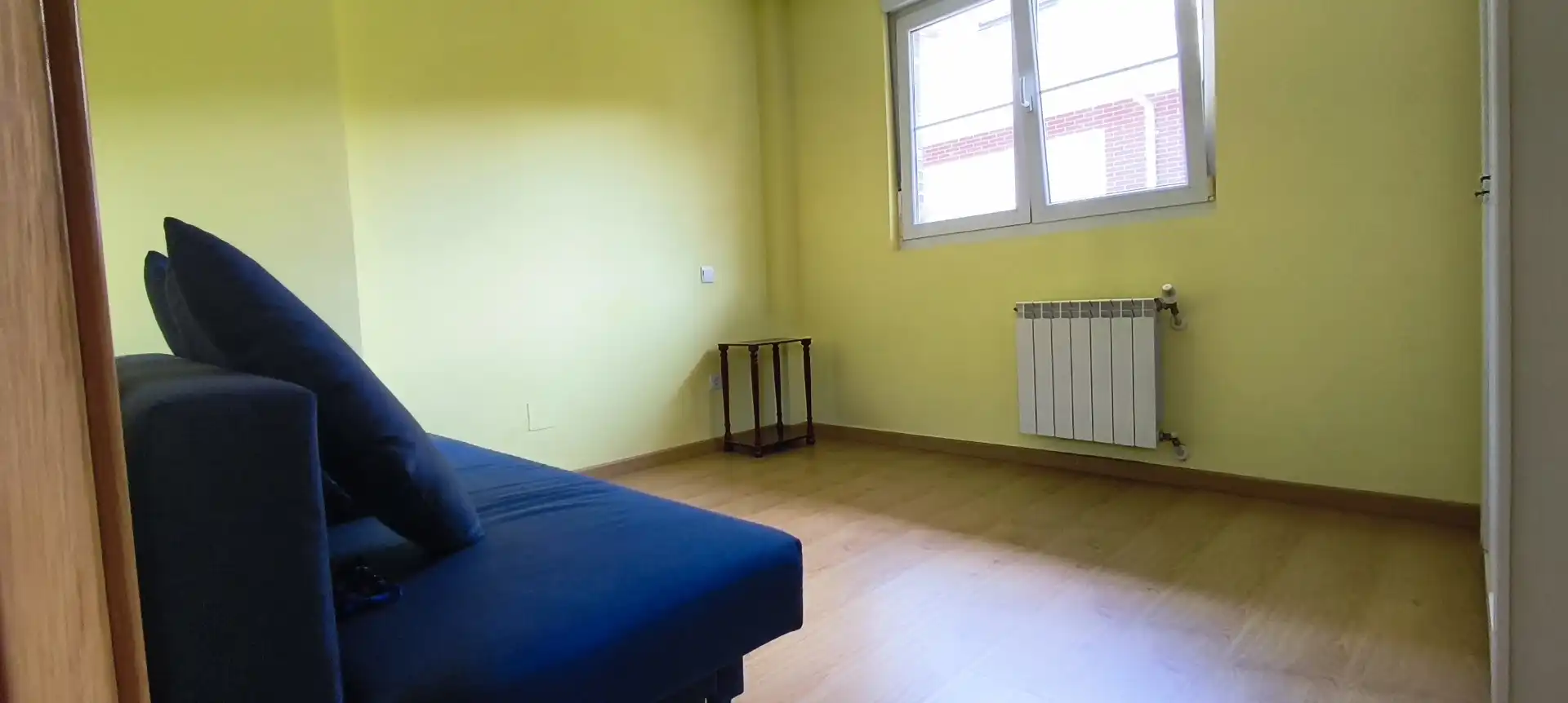 Einfamilien-Reihenhaus zum Verkauf in Barrio las Fuentes, 6, Piélagos Schlafzimmer von Einfamilien-Reihenhaus zum Verkauf in Piélagos