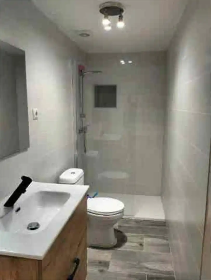 Bathroom of Houses for sale in Madrid