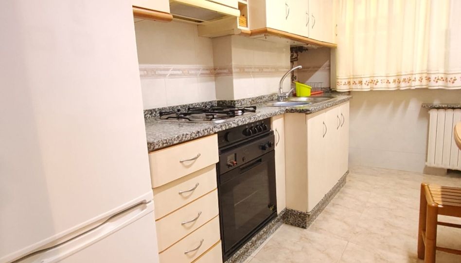 Flat for rent in Rúa Beato Sebastián Aparicio, 3, San Rosendo, Ourense Capital - image 1 Photo 1 of Flat for rent in Rúa Beato Sebastián Aparicio, 3, San Rosendo, Ourense Capital