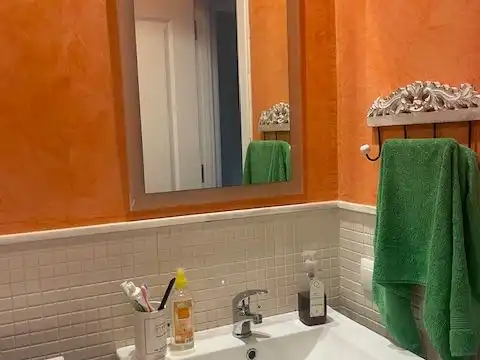 Apartamento de alquiler en Fray Leopoldo de Alpandeire, 6, V Centenario - Piletas - Capuchinos Baño de Apartamento de alquiler en Sanlúcar de Barrameda con Aire acondicionado, Calefacción y Terraza