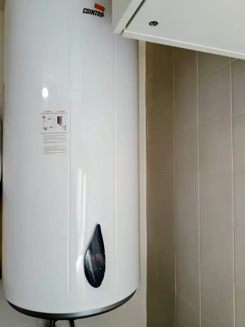 Flat for sale in Placeta del Salvador, 7, Barrio de Albaicín Bathroom of Flat for sale in Granada with Terrace and Balcony