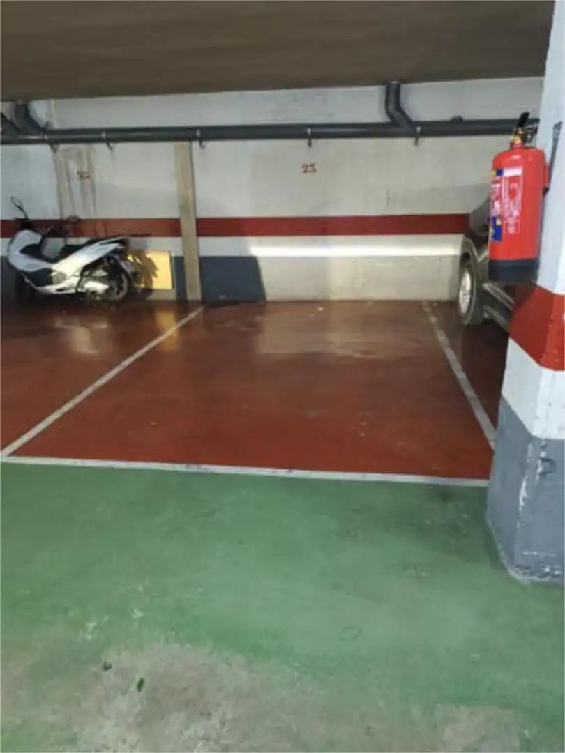 Parking de Garaje de alquiler en Zaragoza