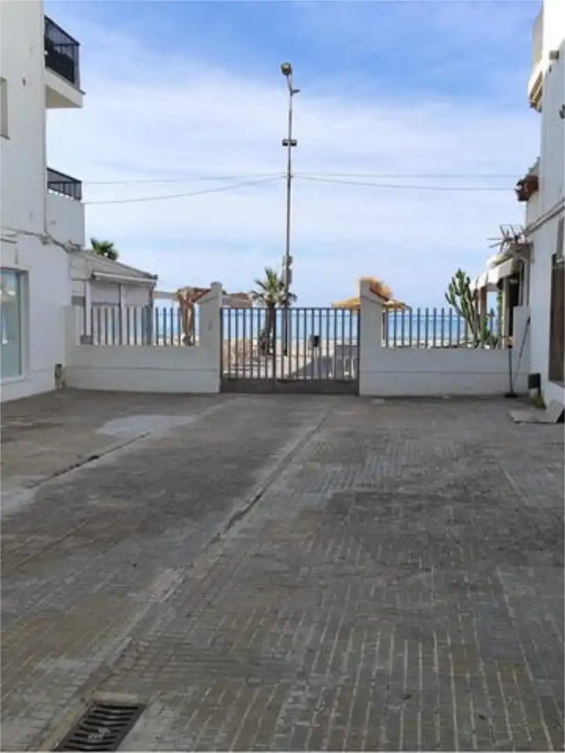 Apartament en venda a Barbate ciudad Vista exterior de Apartament en venda en Barbate amb Moblat