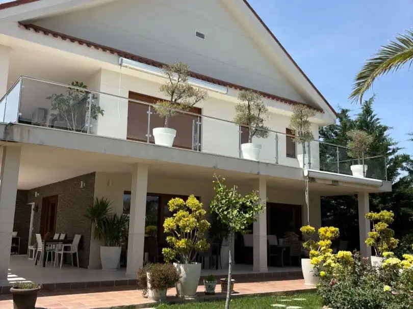 Casa o chalet en venta en Calle Antonio Machado, 26, Valdetorres de Jarama Terraza de Casa o chalet en venta en Valdetorres de Jarama con Aire acondicionado, Terraza y Piscina
