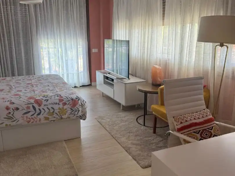 Casa o chalet en venta en Calle Antonio Machado, 26, Valdetorres de Jarama Sala de estar de Casa o chalet en venta en Valdetorres de Jarama con Aire acondicionado, Terraza y Piscina