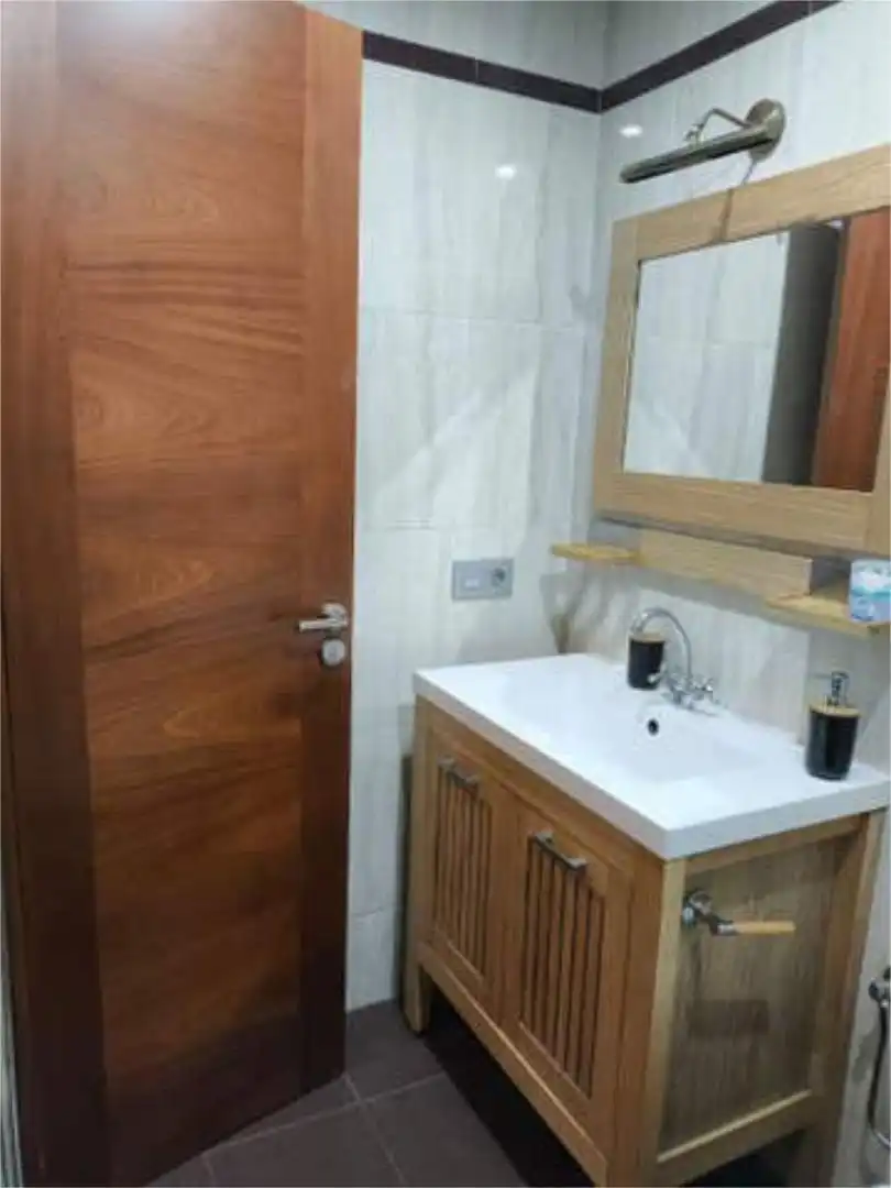 Flat for rent in Ensanche - Sar Bathroom of Flat for rent in Santiago de Compostela with Heating, Terrace and Furnished