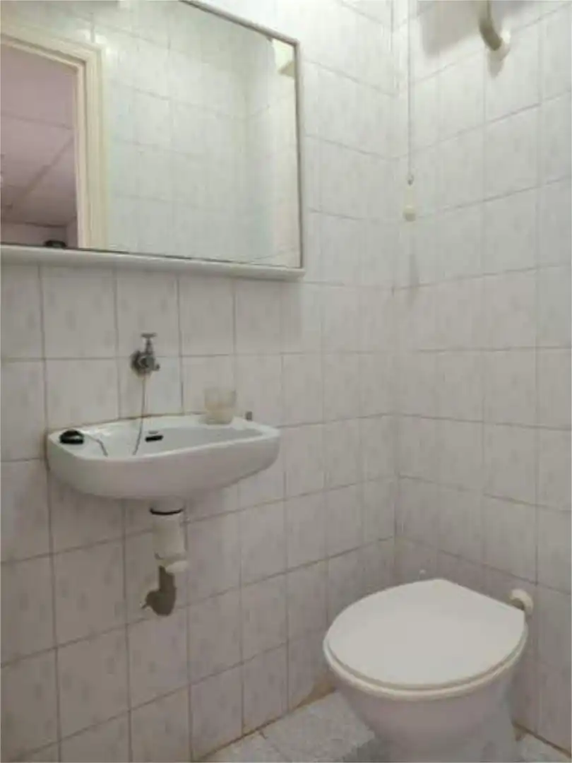Badezimmer von Büro zur Miete in Cartagena mit Klimaanlage