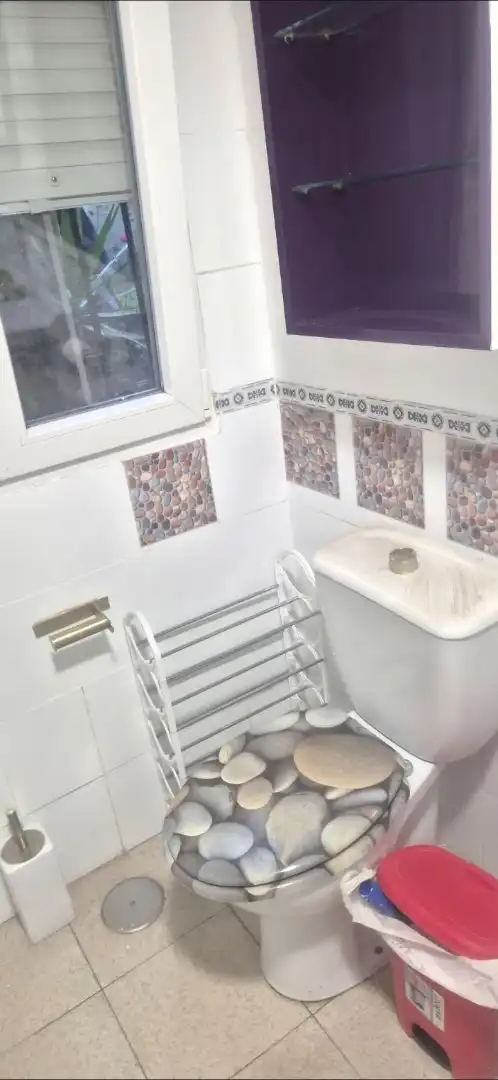 Piso de alquiler en Calle Félix Apellaniz, Centro Baño de Piso de alquiler en Torrelavega