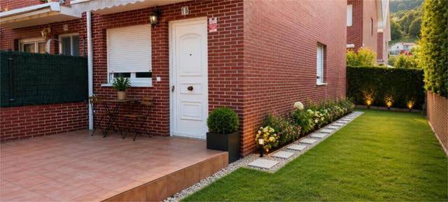 Casa adosada en Venta en Alfoz de Bricia