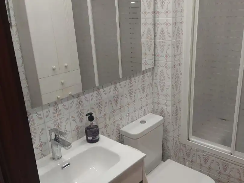 Piso de alquiler en Calle del Doctor Gómez Ulla, 26, Prosperidad - Delicias Baño de Piso de alquiler en Salamanca con Calefacción