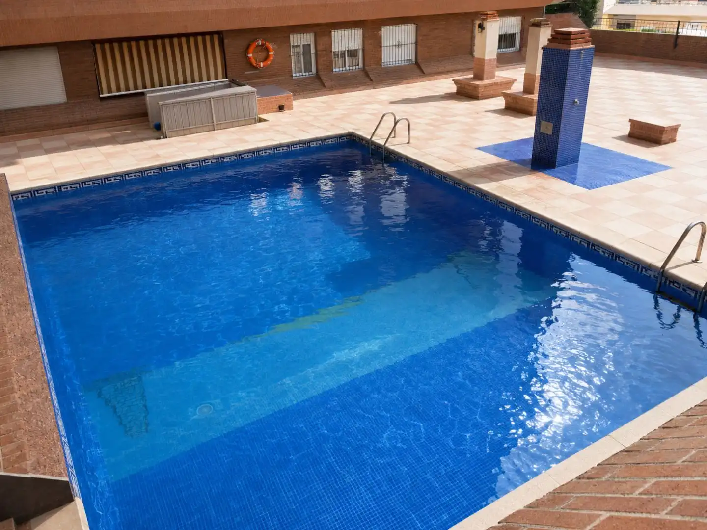 Swimming pool of Flat for rent in Cullera  with Air Conditioner, Heating and Terrace