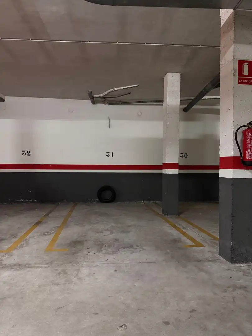 Wohnung zum Verkauf in Calle Paso, 3, San Andrés del Rabanedo Parkplatz von Wohnung zum Verkauf in San Andrés del Rabanedo mit Terrasse
