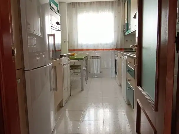 Cocina de Piso en venta en Valladolid Capital con Piscina