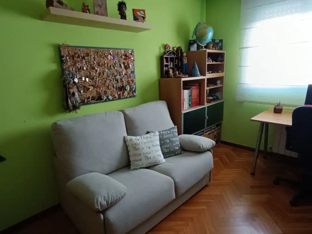Sala de estar de Piso en venta en Valladolid Capital con Piscina