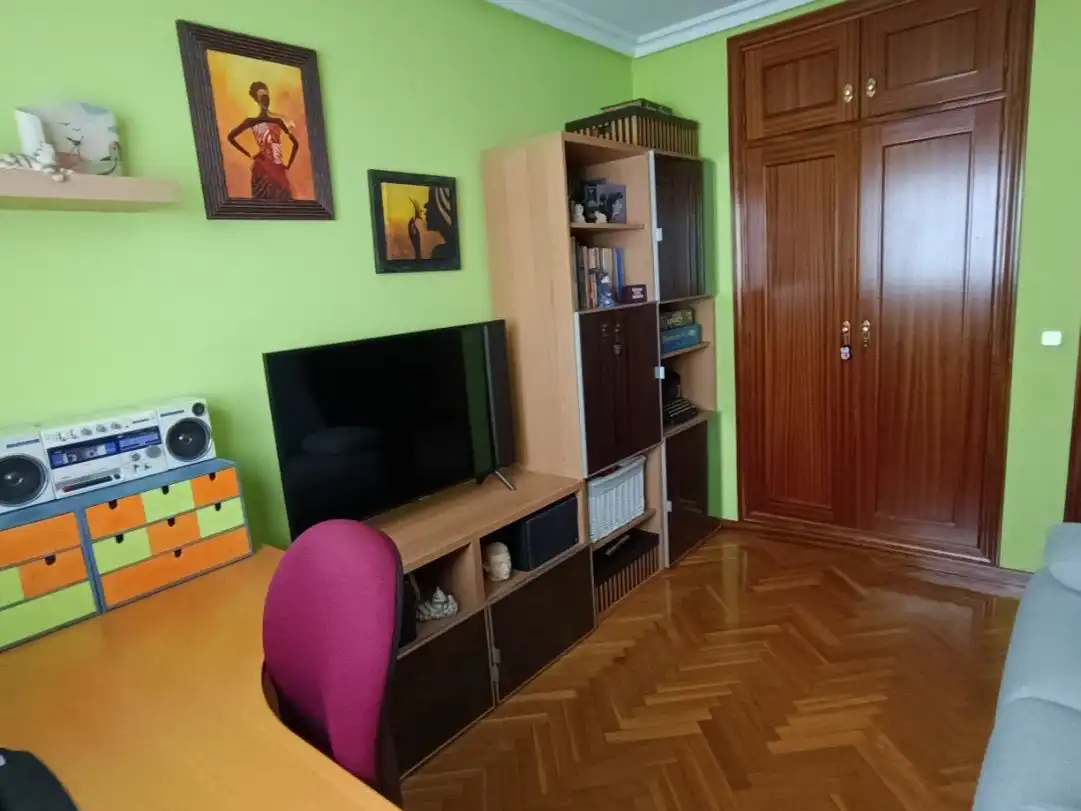 Sala de estar de Piso en venta en Valladolid Capital con Piscina