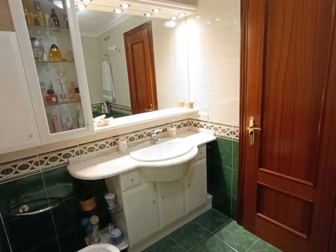 Baño de Piso en venta en Valladolid Capital con Piscina