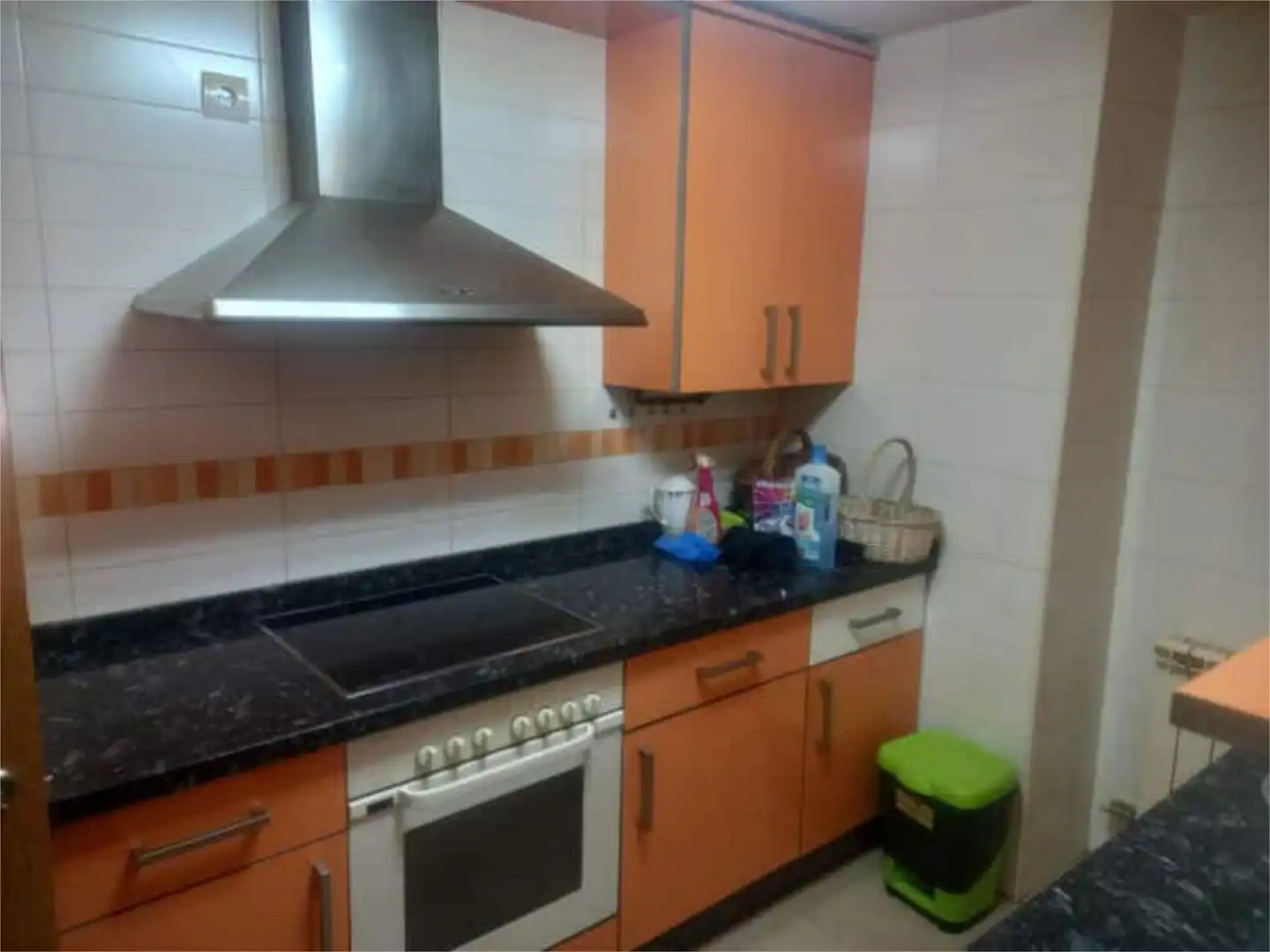 Wohnung zur Miete in Cuatro Vientos Küche von Wohnung zur Miete in Ponferrada mit Heizung und Möbliert