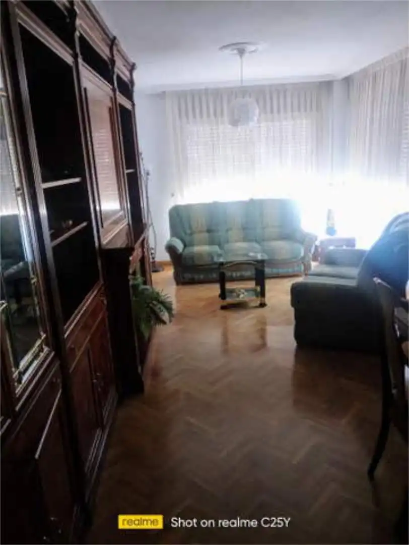 Pis de lloguer a Horcajo Sala d'estar de Pis de lloguer en Madrid amb Calefacció, Jardí privat i Terrassa