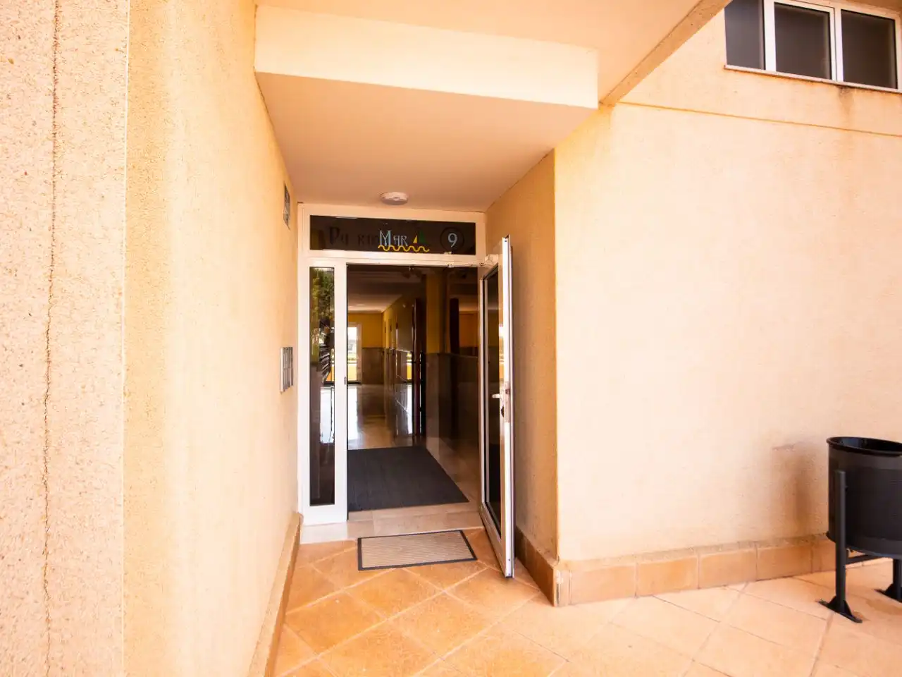 Piso en venta en Gran Vía de la Manga, 14, Tomás Maestre Piso en venta en La Manga del Mar Menor con Aire acondicionado, Terraza y Piscina