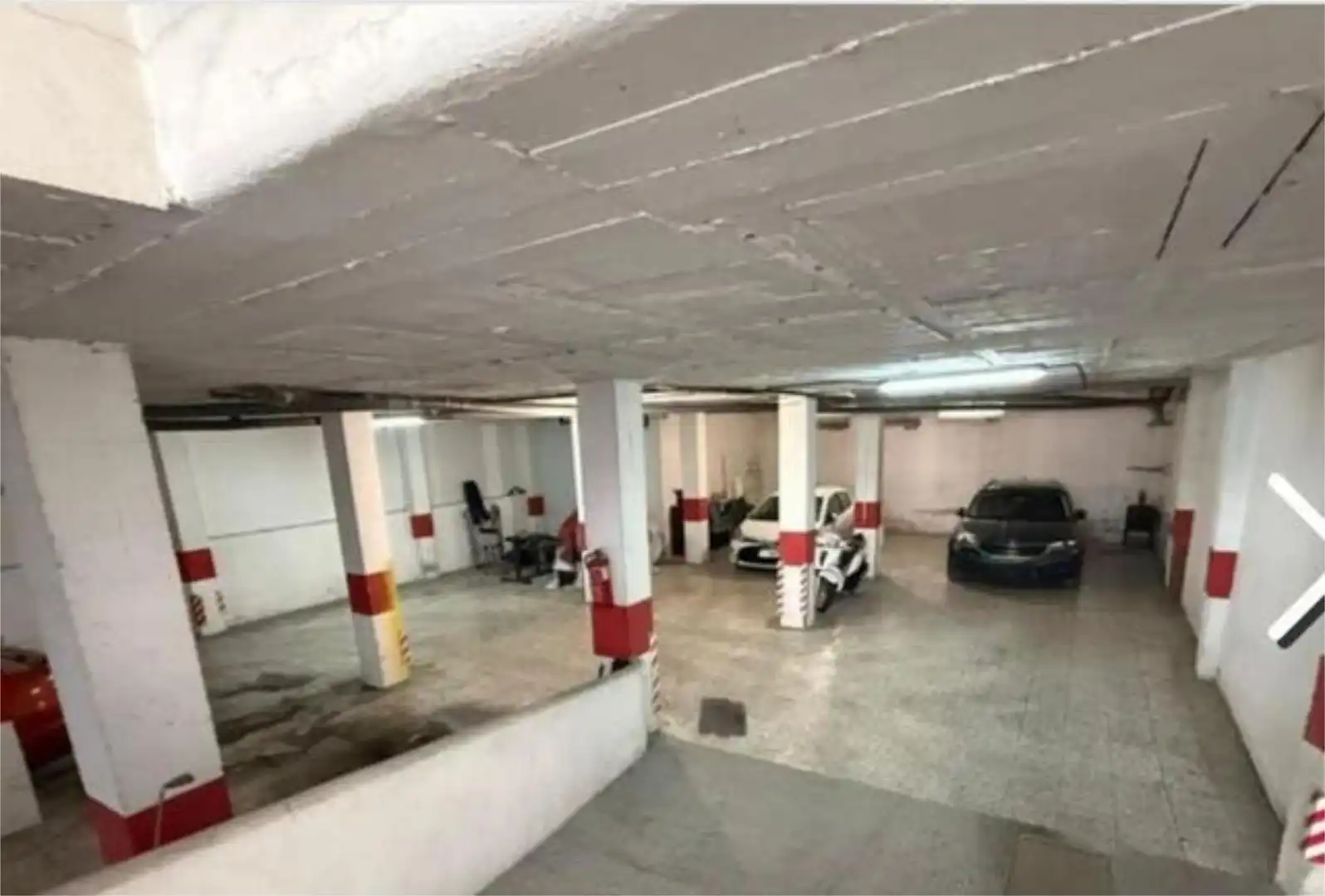 Garage zur Miete in Santa María Parkplatz von Garage zur Miete in Marbella